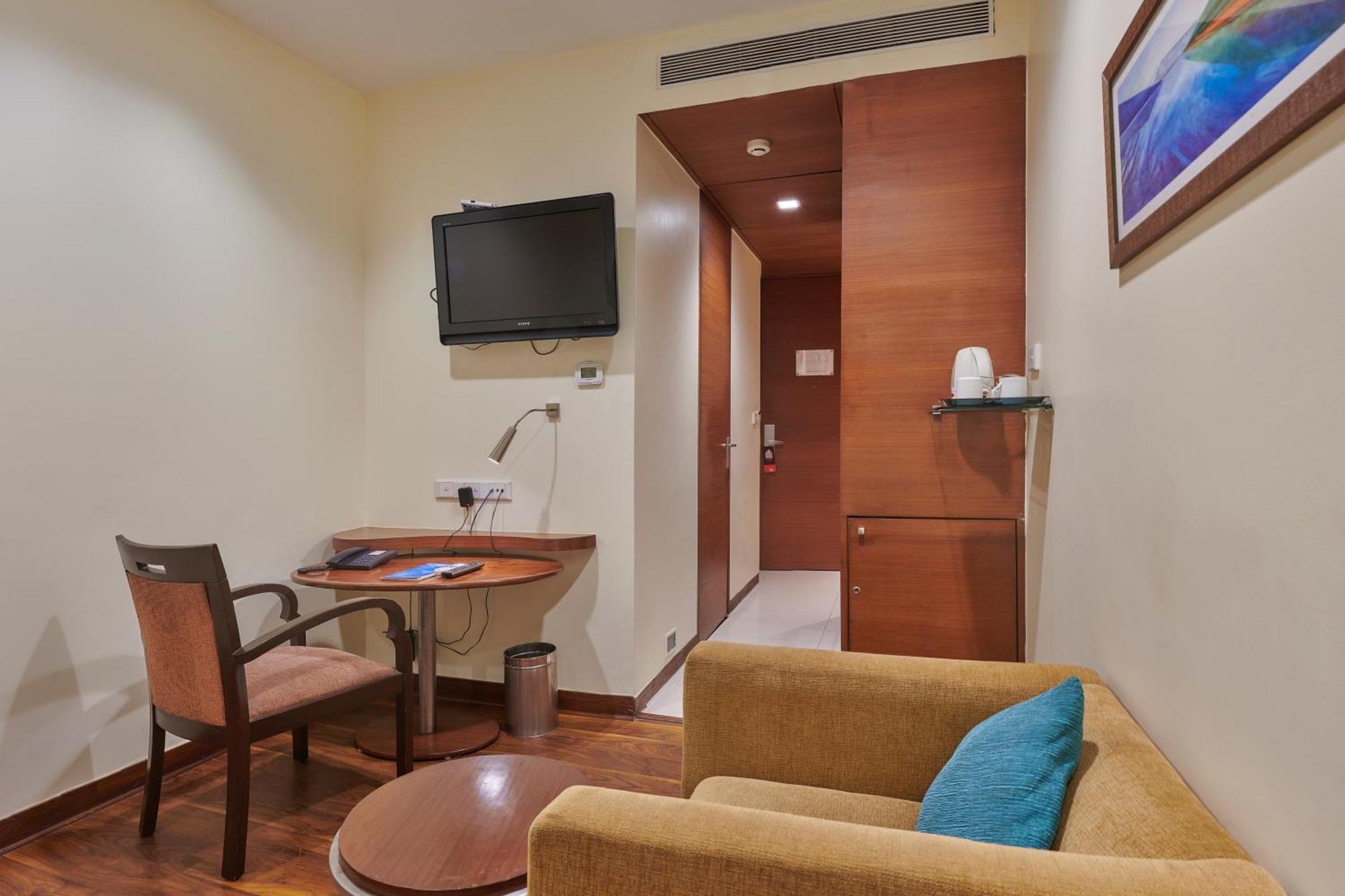 Hotel Studio Estique Pune Luaran gambar