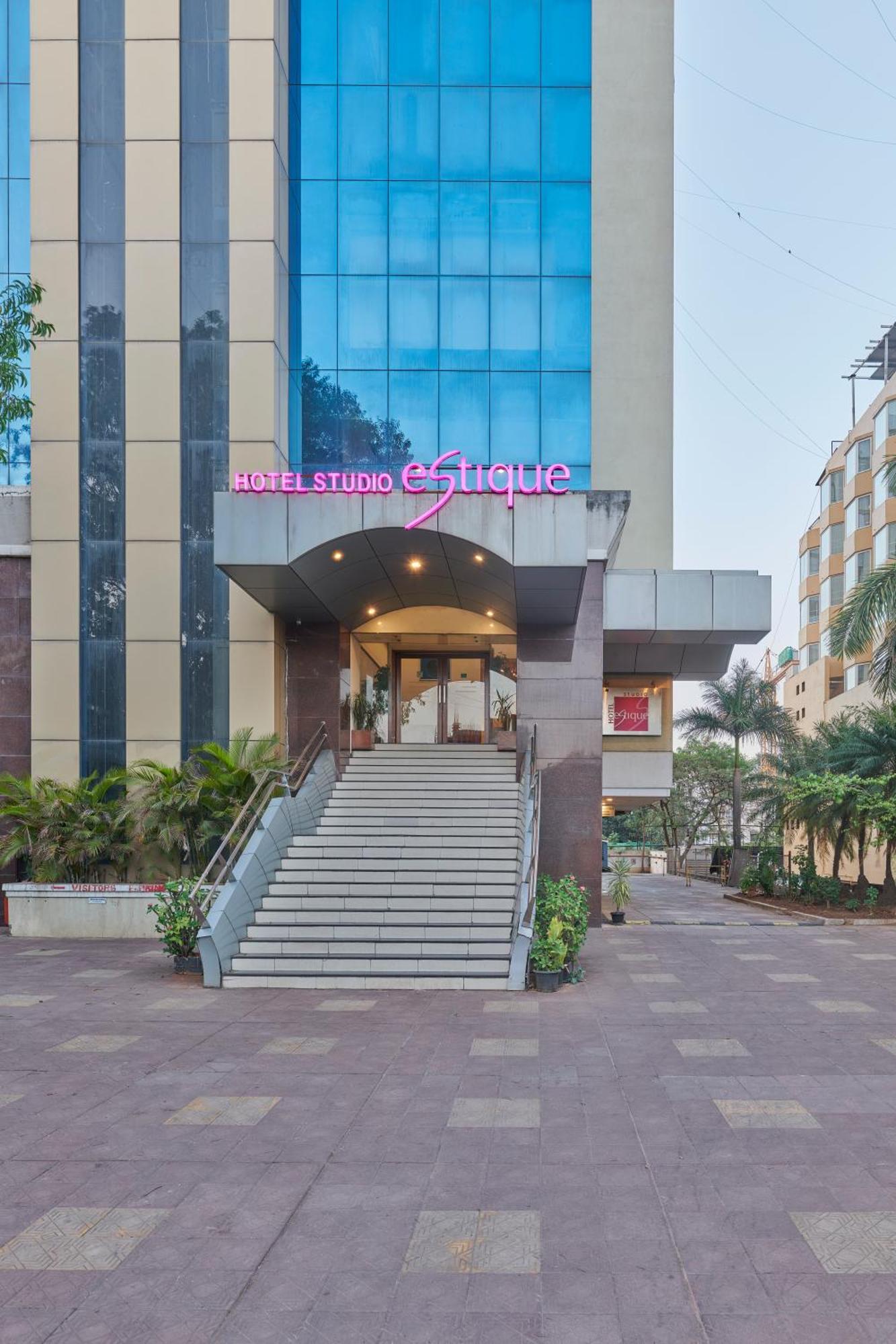 Hotel Studio Estique Pune Luaran gambar