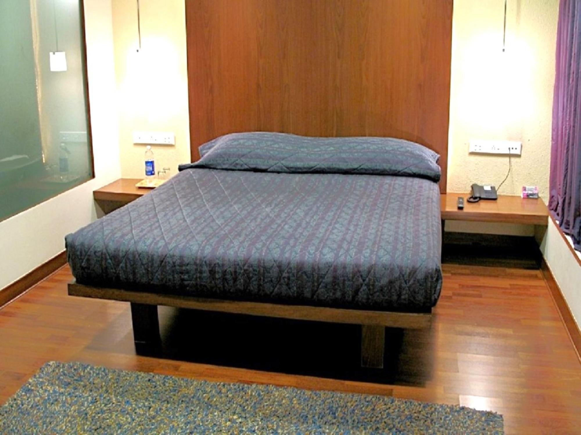 Hotel Studio Estique Pune Luaran gambar