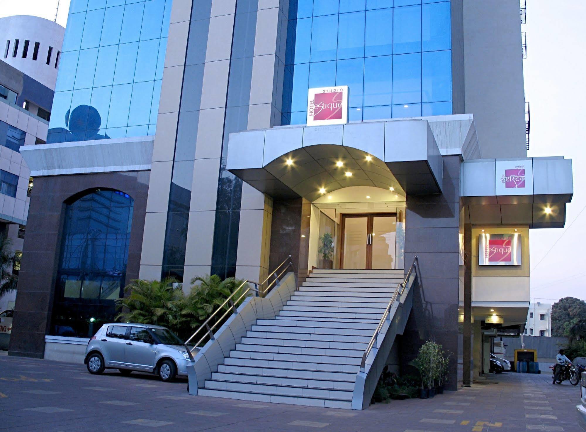 Hotel Studio Estique Pune Luaran gambar