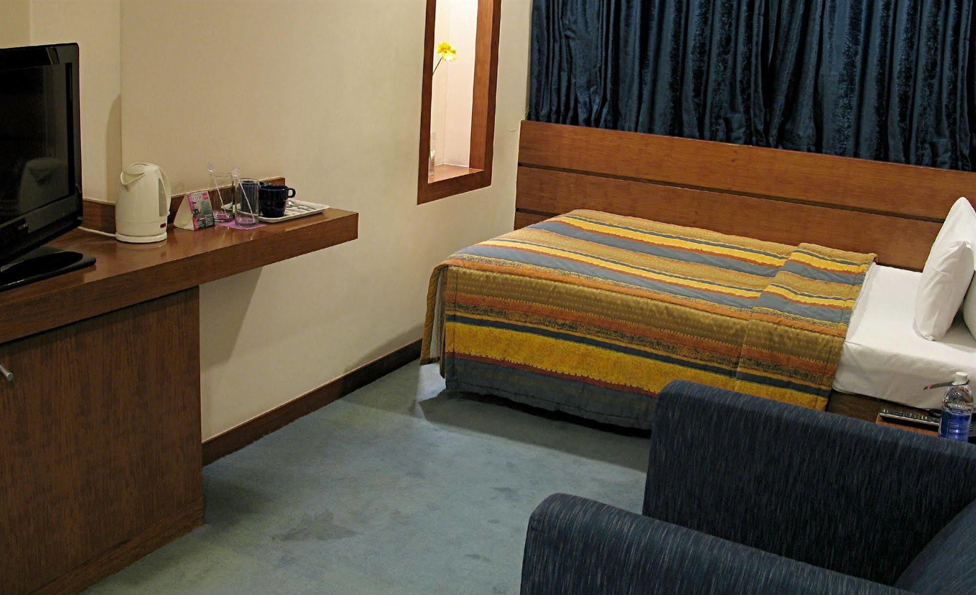 Hotel Studio Estique Pune Luaran gambar